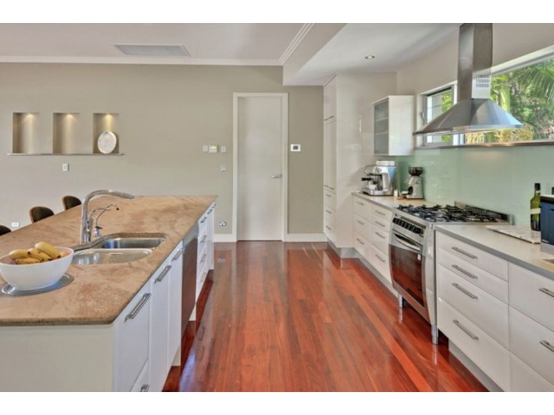 11 Tranquil Place, Alexandra Headland QLD 4572