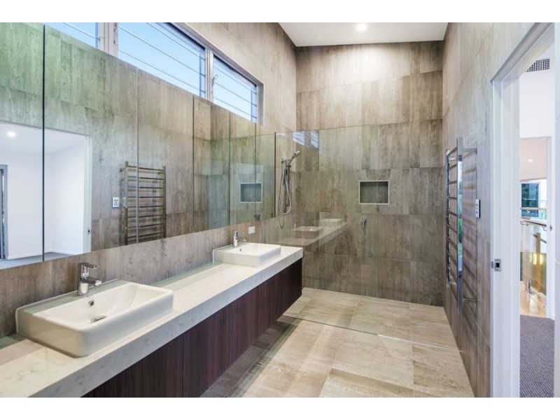 2/40 George Street, Alexandra Headland QLD 4572