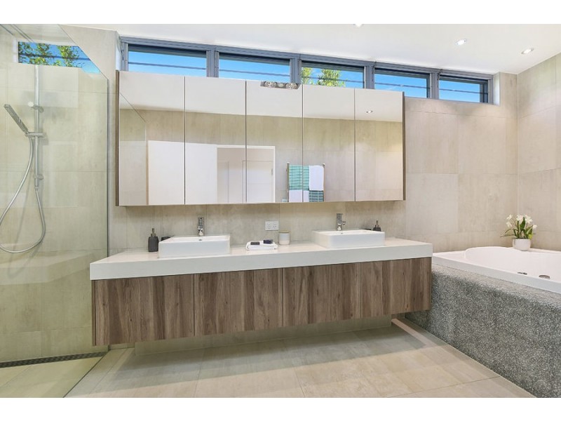 2/40 George Street, Alexandra Headland QLD 4572