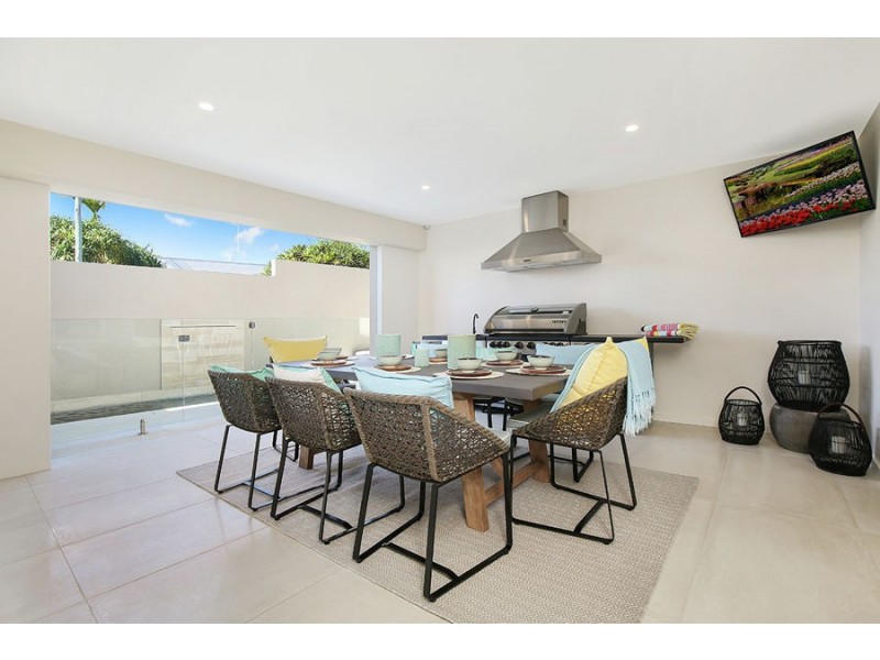 2/40 George Street, Alexandra Headland QLD 4572