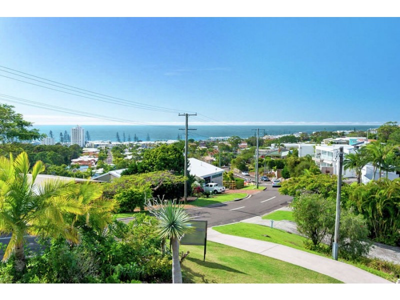 33 Tantula Road East, Alexandra Headland QLD 4572