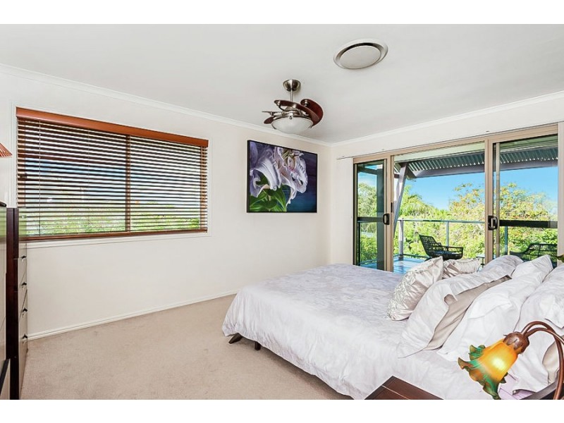 33 Tantula Road East, Alexandra Headland QLD 4572