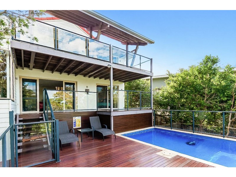 33 Tantula Road East, Alexandra Headland QLD 4572
