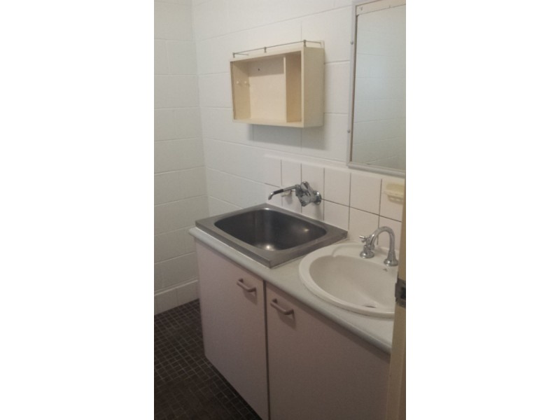 2/29 Primary School Court, Maroochydore QLD 4558