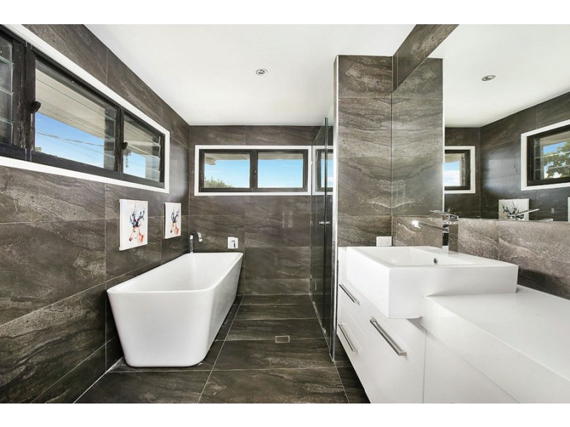 18 Beltana Crescent, Buddina QLD 4575