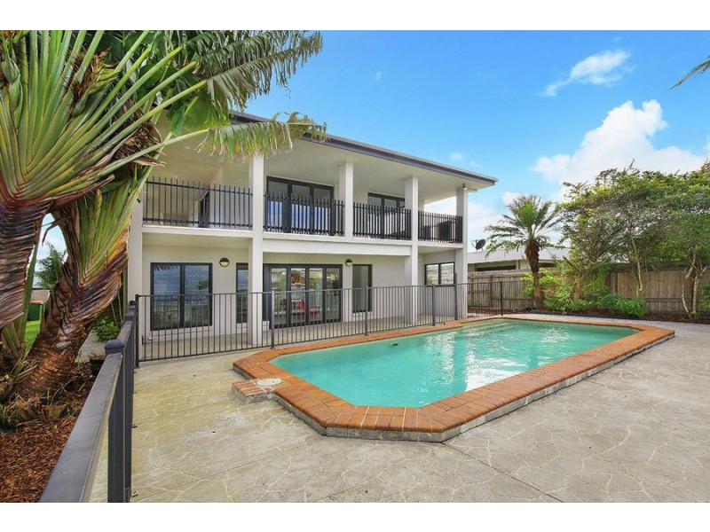 18 Beltana Crescent, Buddina QLD 4575