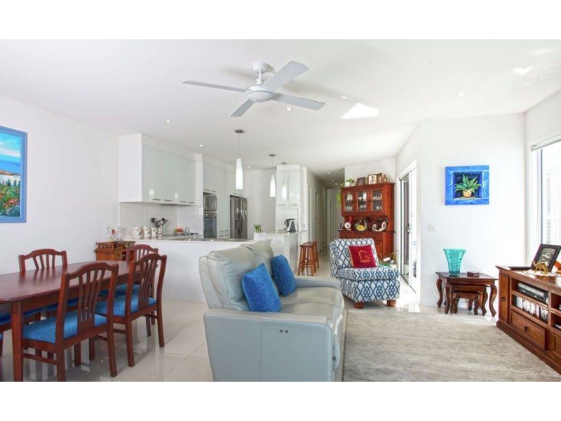 18 Serenity Circuit, Maroochydore QLD 4558