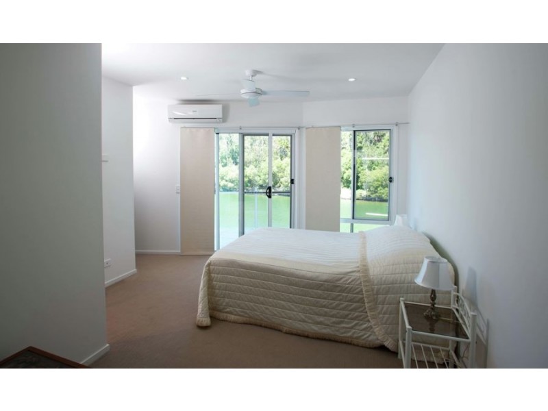 18 Serenity Circuit, Maroochydore QLD 4558