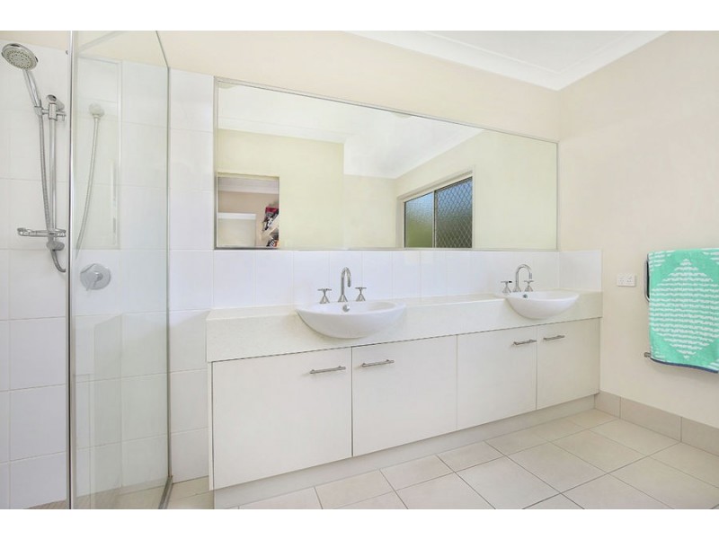 2/11-13 Broadwater Avenue, Maroochydore QLD 4558