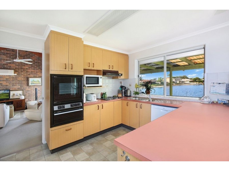 9 Sunpointe St, Maroochydore QLD 4558