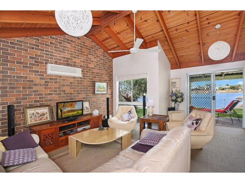 9 Sunpointe St, Maroochydore QLD 4558