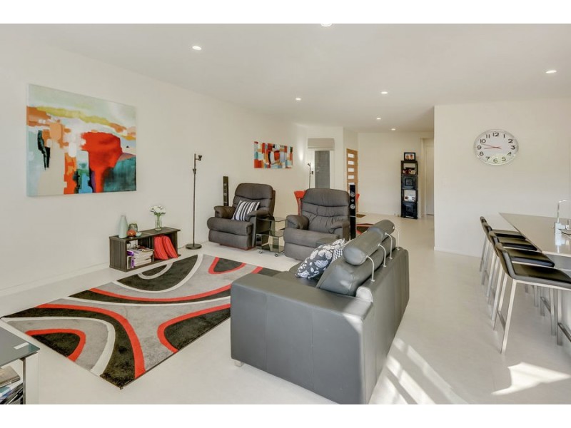 27 Serenity Circuit, Maroochydore QLD 4558
