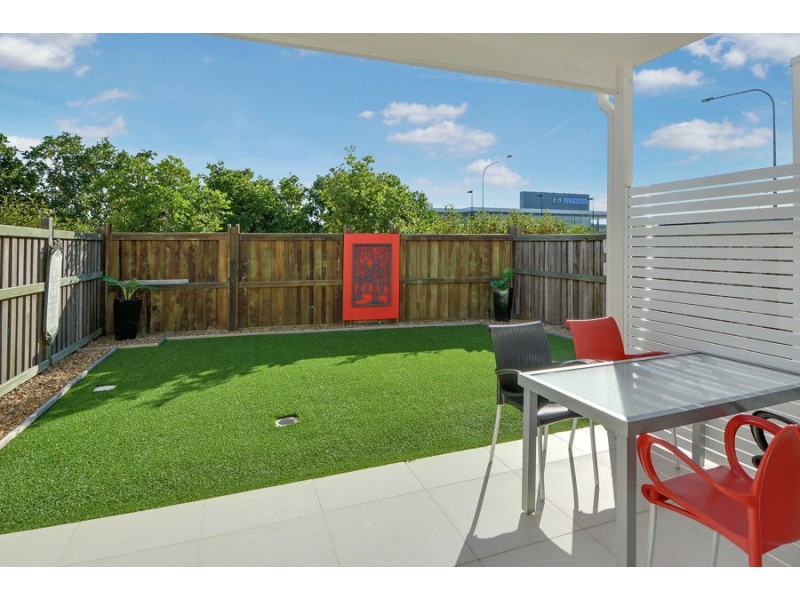 27 Serenity Circuit, Maroochydore QLD 4558