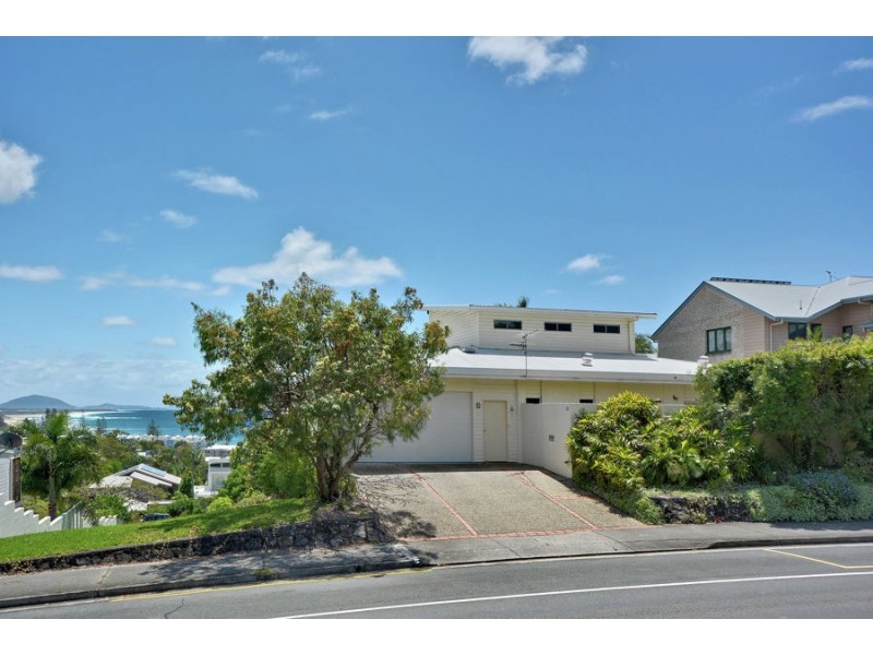 62 Buderim Ave, Alexandra Headland QLD 4572