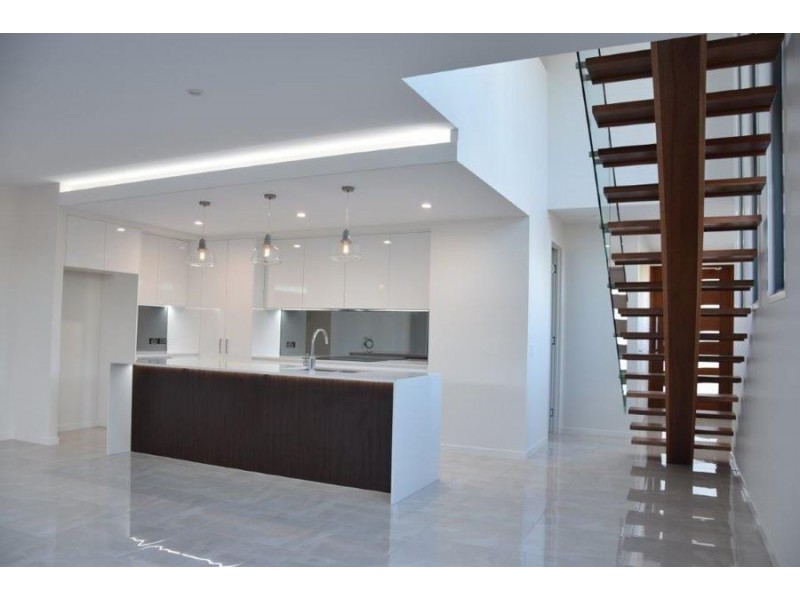 10 Hidden Place, Maroochydore QLD 4558