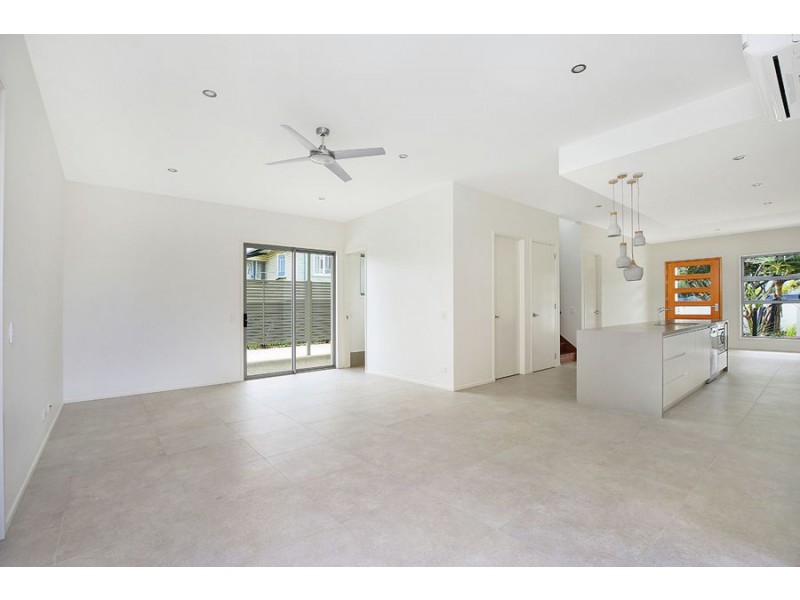 1 & 2/43 Memorial Avenue, Maroochydore QLD 4558