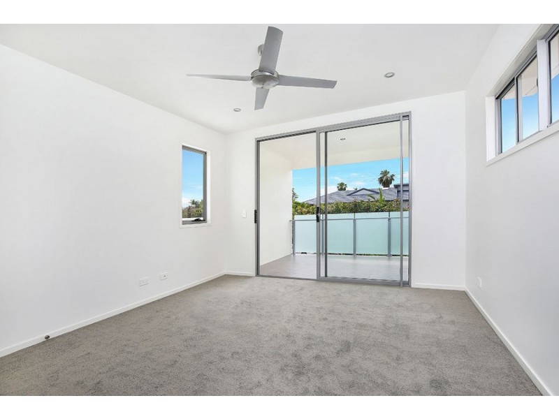 1 & 2/43 Memorial Avenue, Maroochydore QLD 4558