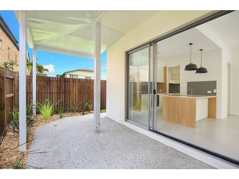 1 & 2/43 Memorial Avenue, Maroochydore QLD 4558