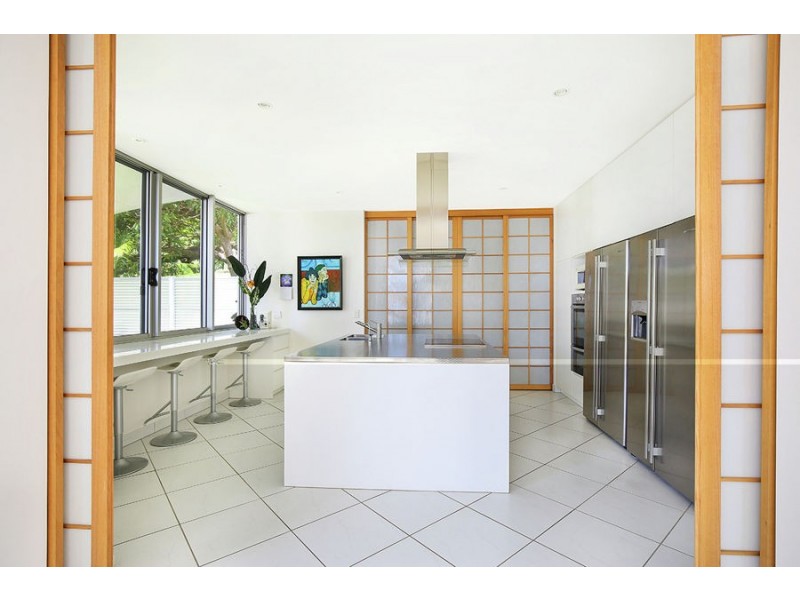 14 Ocean Crest Place, Alexandra Headland QLD 4572