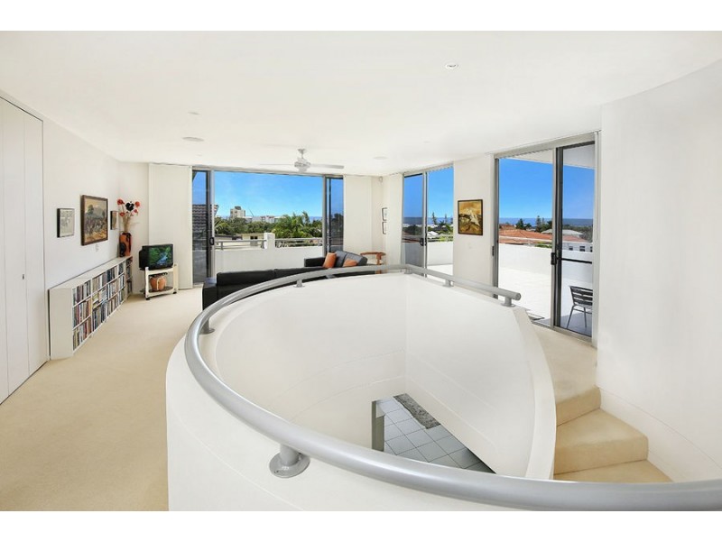 14 Ocean Crest Place, Alexandra Headland QLD 4572