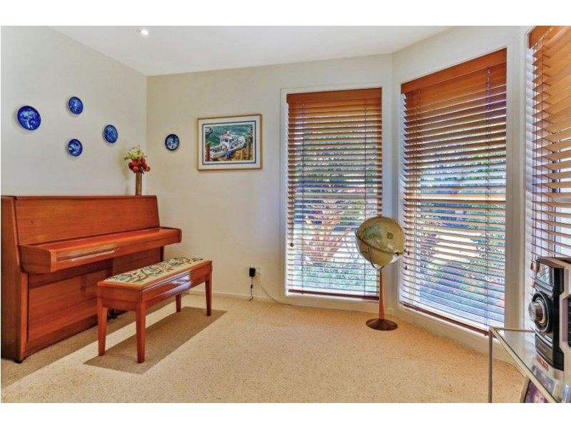 11 Tamarind Place, Twin Waters QLD 4564
