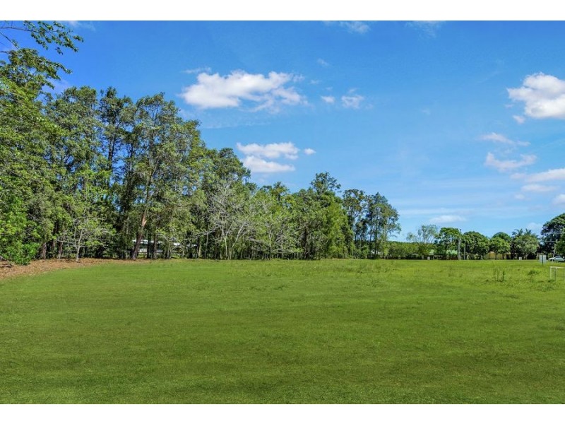 44 Shaws Road, Beerwah QLD 4519