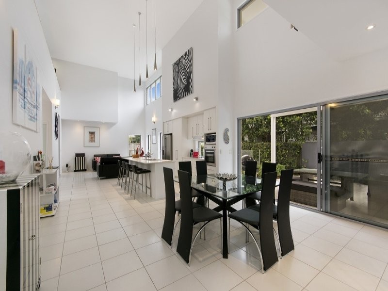 10 Pavilion Court, Mudjimba QLD 4564