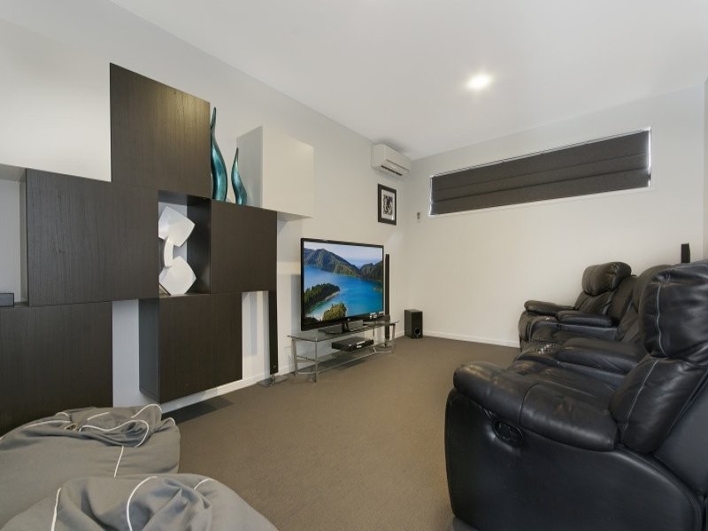 10 Pavilion Court, Mudjimba QLD 4564