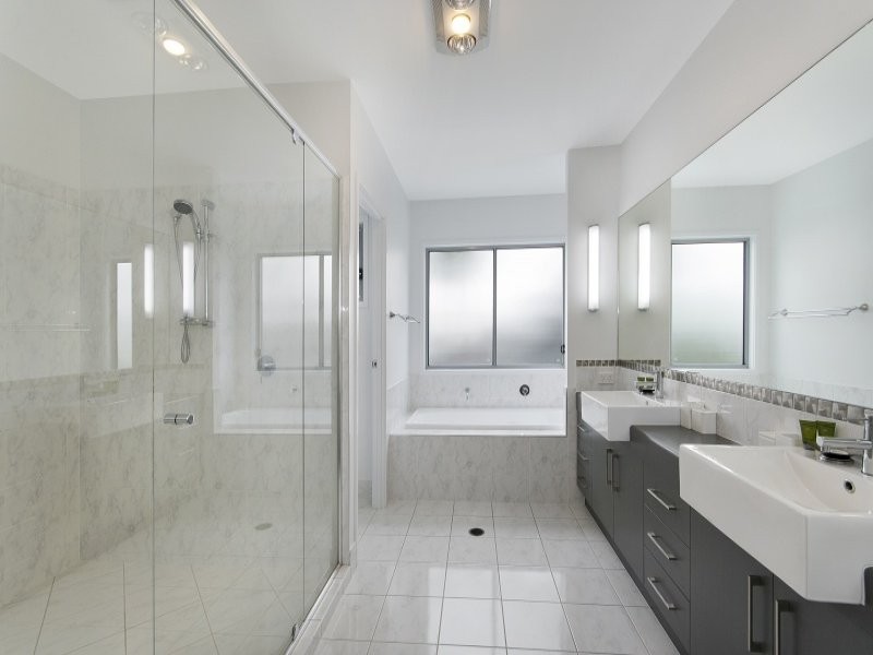 10 Pavilion Court, Mudjimba QLD 4564