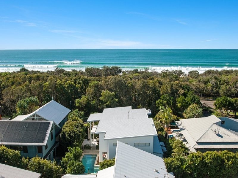 10 Pavilion Court, Mudjimba QLD 4564