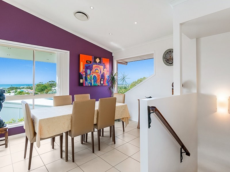 33 Tantula Road East, Alexandra Headland QLD 4572
