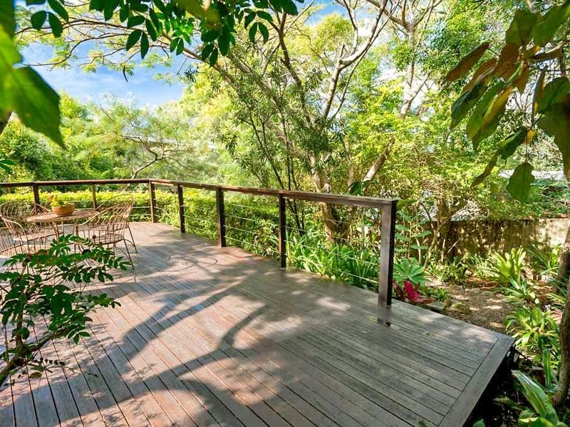 33 Tantula Road East, Alexandra Headland QLD 4572