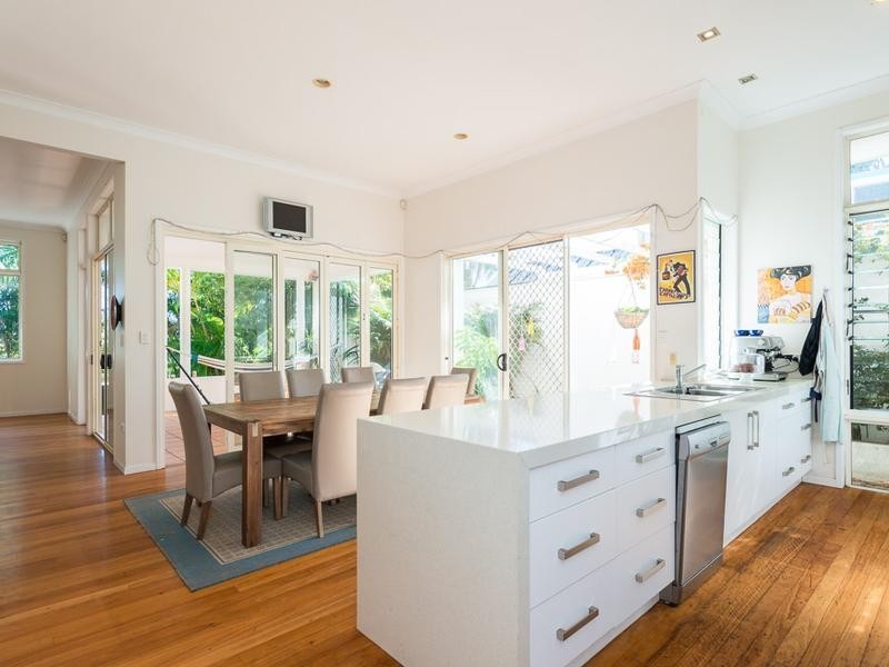 12 Pontee Parade, Alexandra Headland QLD 4572