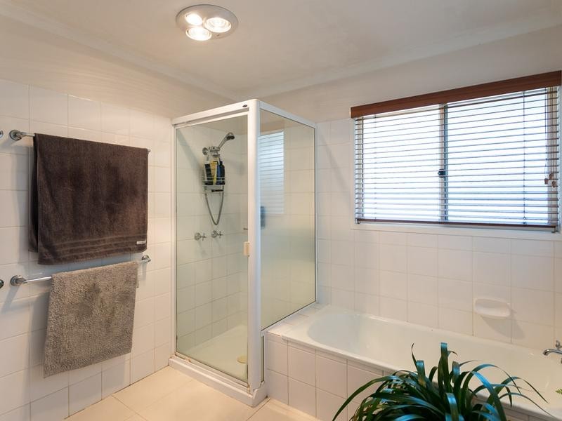 12 Pontee Parade, Alexandra Headland QLD 4572