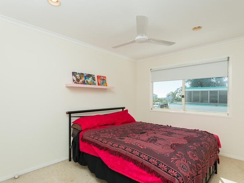 12 Pontee Parade, Alexandra Headland QLD 4572