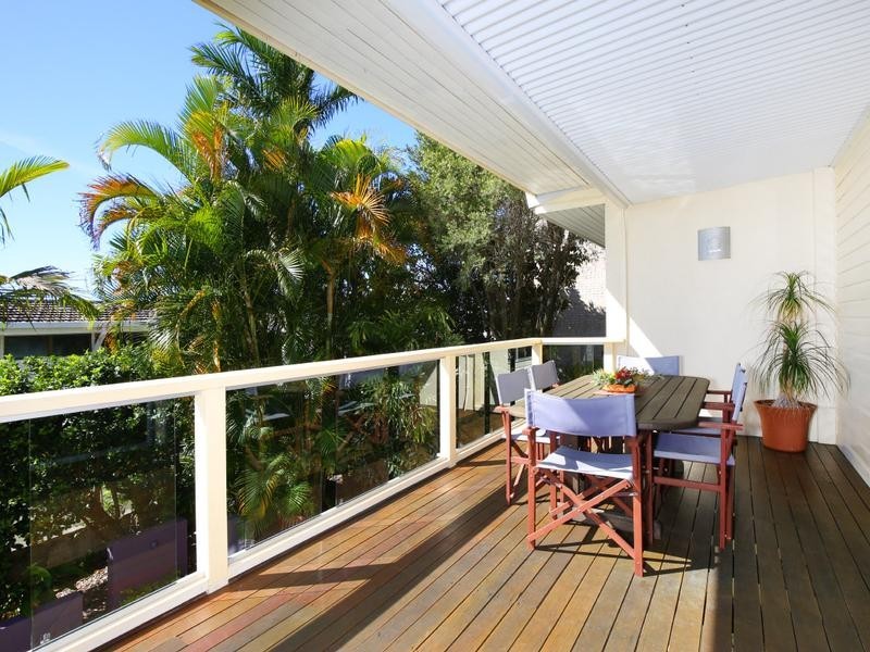 62 Buderim Ave, Alexandra Headland QLD 4572