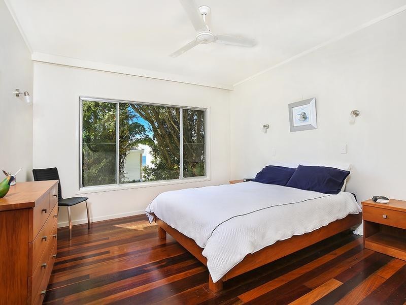 62 Buderim Ave, Alexandra Headland QLD 4572