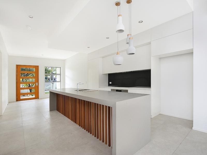 1and2/43 Memorial Avenue, Maroochydore QLD 4558