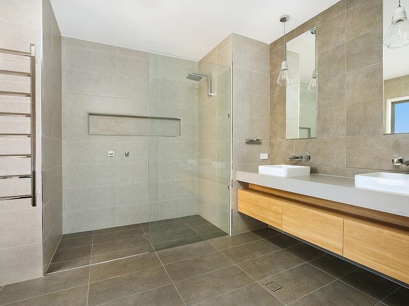 1and2/43 Memorial Avenue, Maroochydore QLD 4558