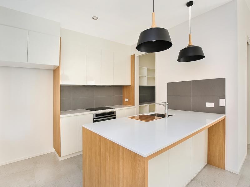 1and2/43 Memorial Avenue, Maroochydore QLD 4558