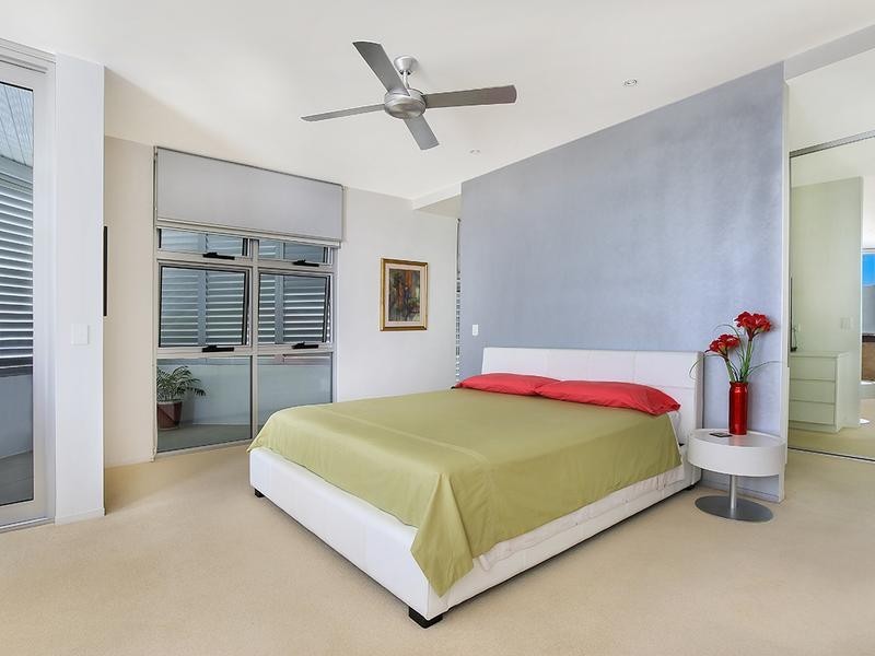 14 Ocean Crest Place, Alexandra Headland QLD 4572