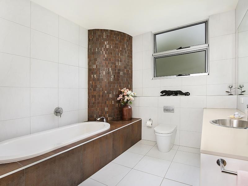 14 Ocean Crest Place, Alexandra Headland QLD 4572
