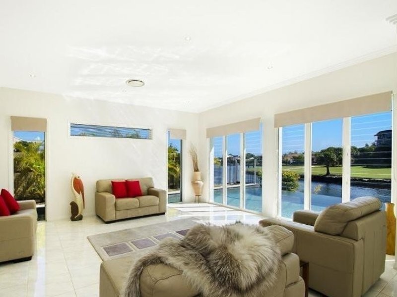 2 Waterfront Court, Twin Waters QLD 4564