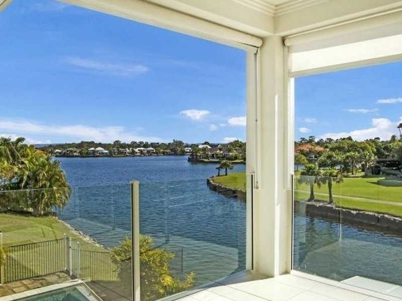 2 Waterfront Court, Twin Waters QLD 4564