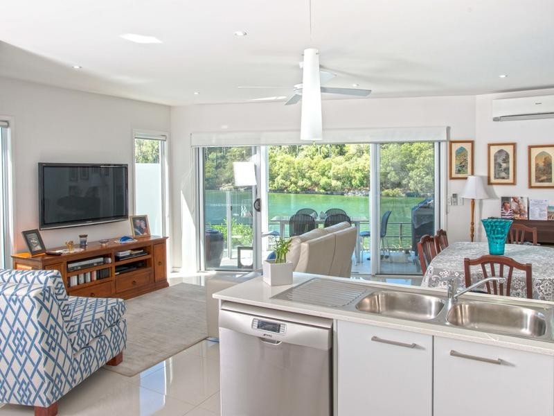 18 Serenity Circuit, Maroochydore QLD 4558