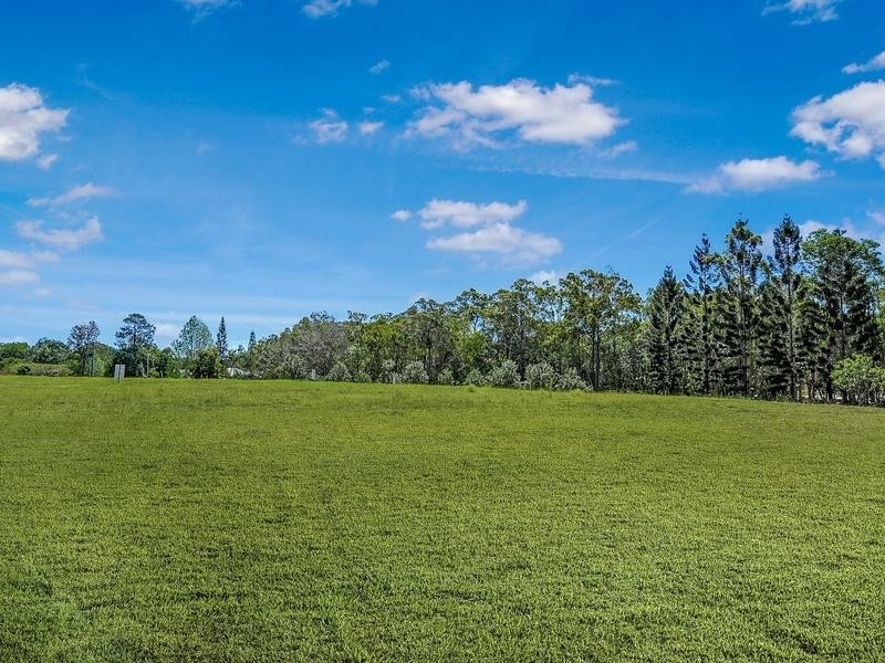 28 Shaws Road, Beerwah QLD 4519
