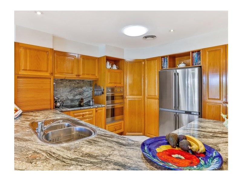 11 Tamarind Place, Twin Waters QLD 4564