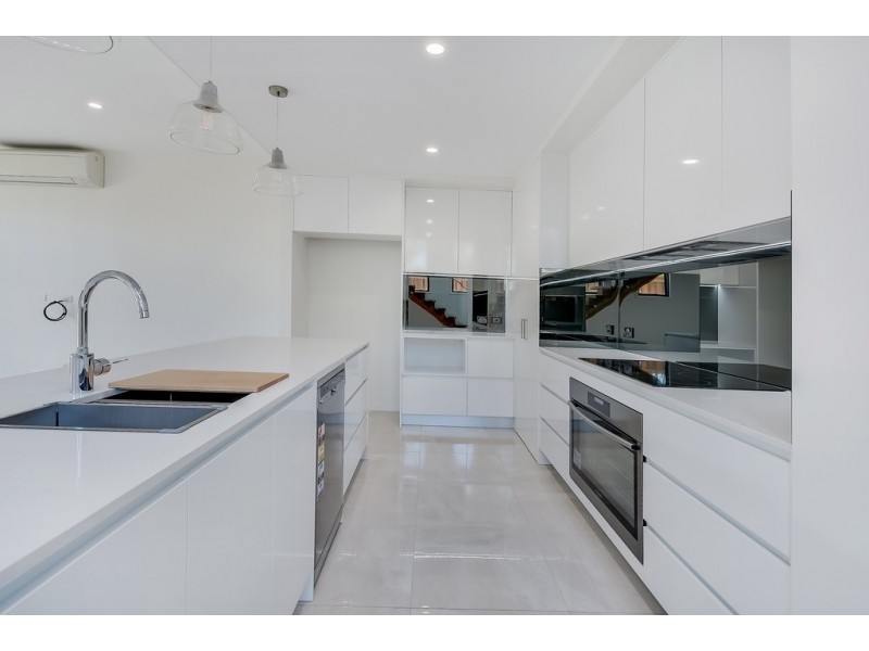 10 Hidden Place, Maroochydore QLD 4558