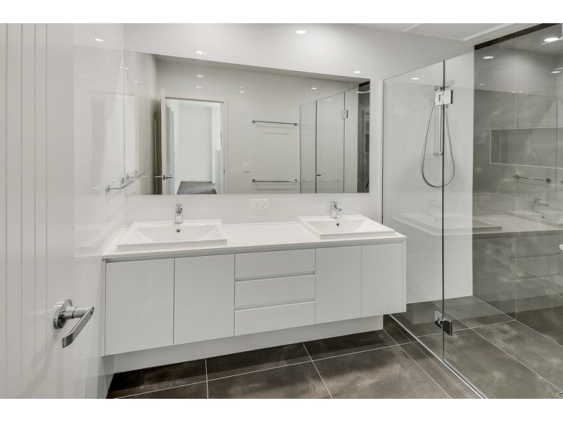 10 Hidden Place, Maroochydore QLD 4558