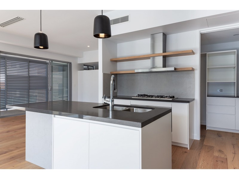 Lots 1-4 33-35 Edward Street, Alexandra Headland QLD 4572